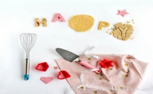 Лопатка за Торта Розова Brabantia от Серия Tasty Colours