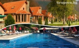 Уикенд в Рибарица! Нощувка на човек на База All Inclusive Light в Комплекс Грийн Вилидж. Дете до 12Г. - Безплатно!