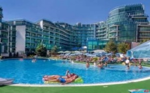 Топ Оферта за Море Лято 2019 в Приморско, Ultra All Inclusive с Плаж След 19.08 в Хотелска Част на Приморско Дел Сол