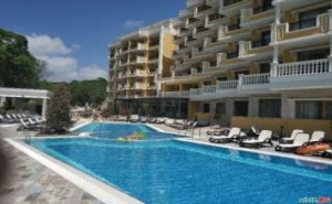 Лято 2019 на Първа Линия в Обзор, All Inclusive с Ранни Записвания до 05.07 в Хотел Марина Сандс
