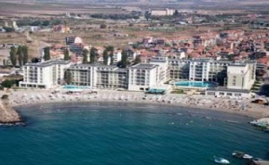 На Море в <em>Поморие</em> на Първа Линия 2019, All Inclusive до 10.07 от Феста <em>Поморие</em> Ризорт