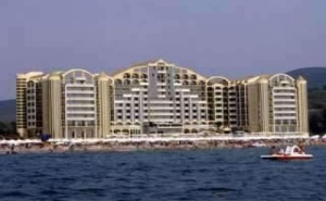 All Inclusive до 11.07 на Първа Линия до Плажа в Слунчев Бряг, Оферта от Хотел Виктория Палас