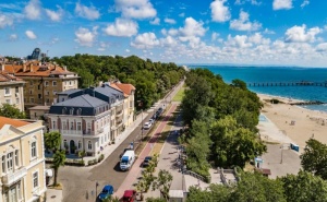 Почивка за Двама в Villa Promenade, <em>Бургас</em>