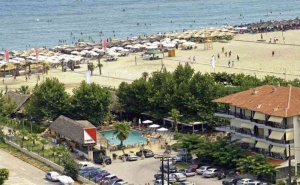 Ранни Записвания Гърция, 5 Дни за Двама със Закуска в Afrodite Hotel