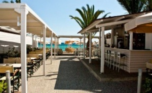 Mavridis Hotel 3*+ Халкидики – Неа Флогита със Закуски и Вечери