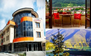 Пролетна Почивка в Хотел Mountain Boutique, <em>Девин</em>. Две Нощувки със Закуски + Релакс Зона и Посещение на Резерват извора и Фотолов на Диви Животни!