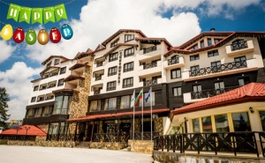 Великденски Празници в <em>Пампорово</em>! 2 или 3 All Inclusive Нощувки с Празничен Обяд + Сауна и Басейн в Хотел Снежанка!