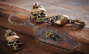 Готически ключодържател с череп Keychain Coffin Casket Cross Skull Gothic