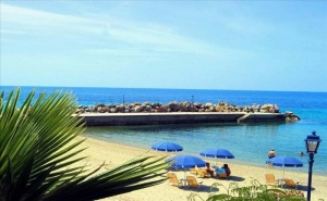 В хотел Loutra Beach - <em>Касандра</em>, за ТРИ нощувки със закуска, басейн и интернет/ 24.05.2019 - 13.06.2019