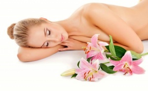 Фотоепилация IPL+RF на цяло тяло за жени в салон за красота Beauty Studio Angel