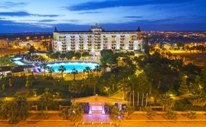 7 Нощувки на човек на База All Inclusive + Басейн в Хотел Garden of Sun*****, <em>Дидим</em>. Дете до 13Г. - Безплатно!