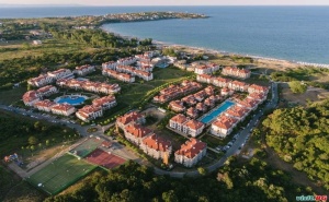 Лято на Каваците с Безплатен Плаж, Полупансион за Двама След 23.08 в Грийн Лайф Бийч Ризорт до Созопол
