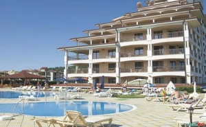 Last Minute Лято в <em>Обзор</em> през Юли, All Inclusive с Чадър и Шезлонг на Плажа в Хотел Казабланка