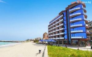 Нощувка на човек на База All Inclusive в Хотел Съни Бей на Първа Линия в <em>Поморие</em>