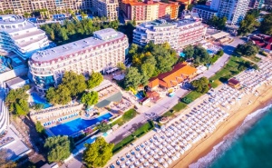 През Септември на Първа Линия в Златни Пясъци. Нощувка на човек на База All Inclusive + Басейни в Хотел Калиакра Палас****