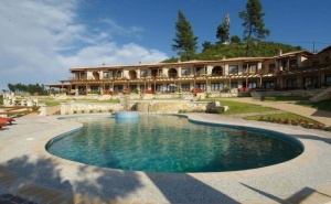 Оферта с 40 % отстъпка за хотел Akritas Ef Zin Villas и Suites 4* - <em>Касандра</em>, Халкидики на 2 км от от пясъчен плаж / 01.09.2019 - 10.09.2019