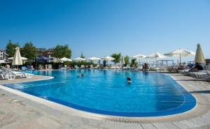 Преференциални Цени за All Inclusive и на Самия Плаж в Хотел Оазис Дел Маре - <em>Лозенец</em> за Една Нощувка на човек / 13.08.2019 - 25.08.2019