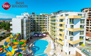 Нощувка на човек на База All Inclusive + Басейн в Хотел Бест Уестърн Премиум Ин****, <em>Слънчев бряг</em>. Дете до 12Г. Безплатно!