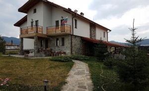 Нощувка за 17 Човека + Трапезария и Барбекю в Къща Чисто Село Край Брацигово в Къща Чисто Село - с. Равногор