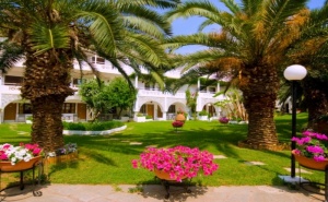 Porfi Beach Hotel 3*+