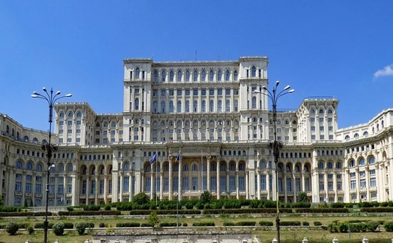 Букурещ