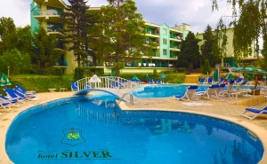 Септември в кк. Чайка! Нощувка на човек на база All Inclusive + басейн в хотел Силвър. Дете до 14г. - БЕЗПЛАТНО!