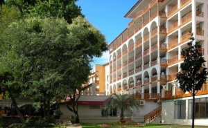 В края на лятото в Estreya Residence 4* - Свети Константин и Елена ,нощувка,Ол Инклузив /23.09.2020 г. -15.10.2020 г./