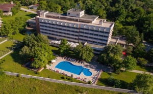 Спа Релакс в Хисаря-Хотел Сана Спа , 4 Звезди-Специална Цена на Вечер При Престой Минимум Три Нощувки за Делнични Дни със Закуски и Ползване на Спа /11.10.2020 г.-20.12.2020 г./