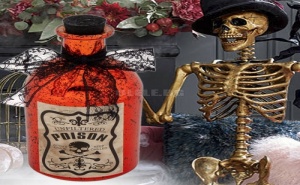 Декоративна стъклена бутилка POISON