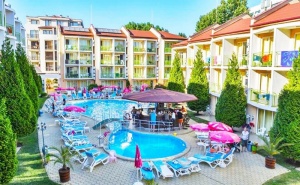 Ранни Записвания за Лято 2021! 3, 5 или 7 Нощувки на База All Inclusive на човек + Басейн в Хотел Сън Сити, <em>Слънчев бряг</em>. Дете до 13Г. - Безплатно