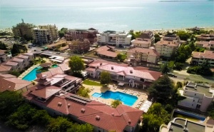 Семеен All Inclusive във Висок Сезон в Хотел Фемили Резорт Сънрайз, Слънчев Бряг с 2 Деца - без Доплащане / 01.07 - 22.08.2021 г./