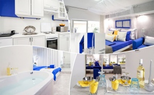 Нощувка на човек в оборудван апартамент Santorini Style in Athens Plaza Luxury's Apartments, Атина, Гърция