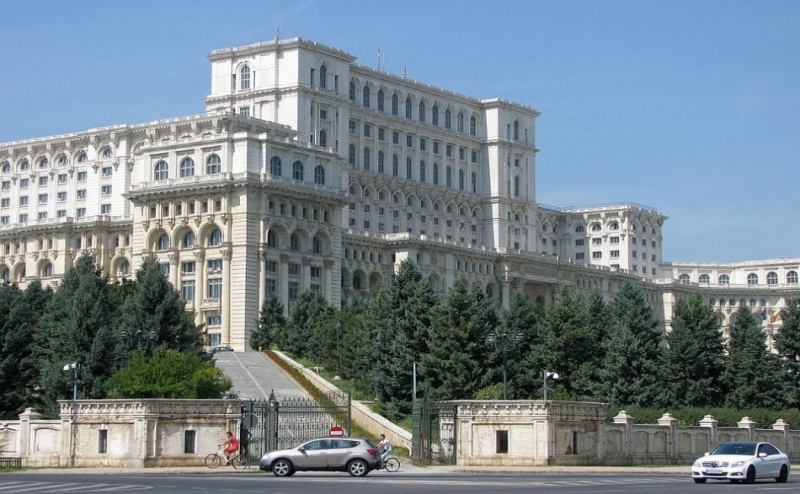 Букурещ