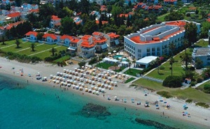 Петзвездна Почивка в Хотел Elinotel Apolamare, Халкидики, Касандра - Нощувка, Закуска, Вечеря, Външен Басейн, Детски Басейн / 23.05.2021 г. - 18.06.2021/