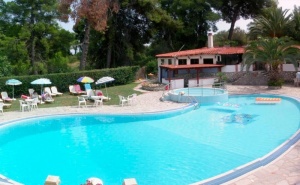 5 Дни за Двама Полупансион през Юни в Kassandra Bay Hotel