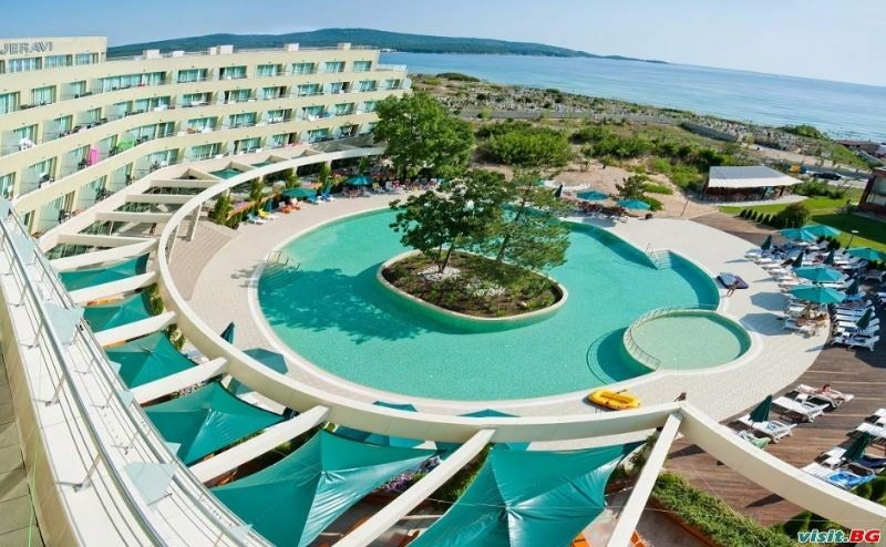 Лятна Почивка 2024 до Северния Плаж в Приморско, All Inclusive от 30.06 до 14.07 в Хотел Жерави