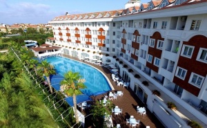 Лято 2022 в Хотел Side Royal Paradise 5*, Сиде, Турция! Автобусен Транспорт + 7 Нощувки на човек на База All Inclusive + Басейни! Дете до 11.99 Безплатно