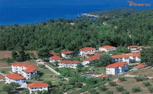 Почивка в Гърция на  Халкидики в Chrousso Village - <em>Касандра</em>, Закуска и Вечеря + Безплатен Паркинг /25.09.2022 г. - 15.10.2022 г./
