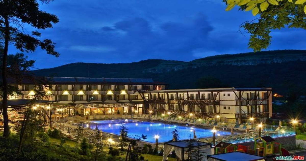 Лятна Почивка Сред Природата с Басейн, през Седмицата до 27.06 и След 08.09 в Park Hotel Asenevtsi, <em>Велико Търново</em>