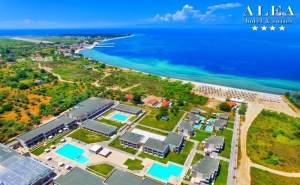 5 Дни със Закуска за Двама през Септември в Alea Hotel & Suites