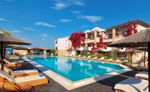 5 Дни за Двама със Закуска през Юни в Olympion Sunset Hotel