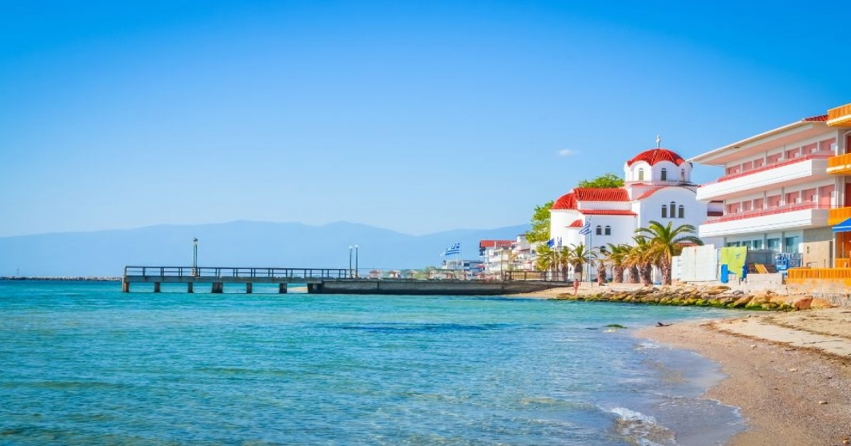 Екскурзия до Паралия Катерини, Гърция! Автобусен Транспорт + 3 Нощувки на човек със Закуски и Възможност за Посещение на Солун и Метеора